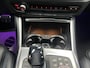 BMW 3-Serie 330e High Executive | Camera | Alcantara | Stoelverw. | Digital |