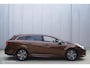 Toyota Avensis Touring Sports Automaat 1.8 VVT-i Dynamic