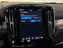 Volvo XC40 2.0 B4 Plus Dark 2WD Pano 360cam H/K Memory 19''