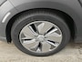 Hyundai Kona Electric EV Premium 64 kWh Warmtepomp SOH 100% FASE 3 Verkeersbordassistent