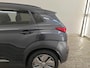 Hyundai Kona Electric EV Premium 64 kWh Warmtepomp SOH 100% FASE 3 Verkeersbordassistent