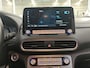 Hyundai Kona Electric EV Premium 64 kWh Warmtepomp SOH 100% FASE 3 Verkeersbordassistent