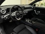 Mercedes-Benz A-klasse 180 AMG Aut Nightpakket Widescreen AmbientLight Keyless SportLeder Led Camera 18" Pdc