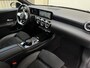 Mercedes-Benz A-klasse 180 AMG Aut Nightpakket Widescreen AmbientLight Keyless SportLeder Led Camera 18" Pdc
