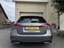Mercedes-Benz A-klasse 180 AMG Aut Nightpakket Widescreen AmbientLight Keyless SportLeder Led Camera 18" Pdc