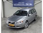 Volvo V70 2.0T R-Edition NieuweKoppeling Volledig Onderhouden Trekhaak PDC HighPerformanceSound Mooi!