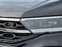 Volkswagen T-Roc 1.5 TSI 150pk DSG R-Line | Black Style | 19 Inch | Panoramadak | Camera | Keyless | Elek. Achterklep | Dode hoek | Rijklaar incl. 1 jaar Bovag garantie