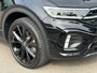 Volkswagen T-Roc 1.5 TSI 150pk DSG R-Line | Black Style | 19 Inch | Panoramadak | Camera | Keyless | Elek. Achterklep | Dode hoek | Rijklaar incl. 1 jaar Bovag garantie