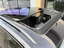 Volkswagen T-Roc 1.5 TSI 150pk DSG R-Line | Black Style | 19 Inch | Panoramadak | Camera | Keyless | Elek. Achterklep | Dode hoek | Rijklaar incl. 1 jaar Bovag garantie