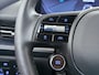 Hyundai Ioniq 6 77.4kWh 229PK Trekhaak SOH 100% Warmtepomp Adap.Cruise Head-Up Stoel+Achterbank+Stuur Verwarming Camera Navi Pdc Apple Carplay Android Auto Ecc Connect Elek. Achterklep Privacy Glas Lmv Led Lane Assist 1.500KG Trekgewicht 1e Eigenaar Origineel Nederlandse Auto