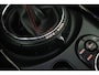 MINI Clubman 2.0 Cooper S Chili Serious Business (PANORAMADAK, STOELVERWARMING, SFEERVERLICHTING, PARKEERSENSOREN)