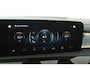 Mercedes-Benz CLA 180 Business Solution AMG (PANORAMADAK, STOELVERWARMING, SFEERVERLICHTING)