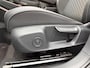 Volkswagen T-Roc 1.5 eTsi R-Line First Edition Pano-IQ-KEYLESS-CAM-CARPLAY-ACC