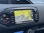 Toyota Yaris 1.5 Hybrid Dynamic UNIEKE KM STAND NL-AUTO TREKHAAK NAVI