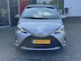 Toyota Yaris 1.5 Hybrid Dynamic UNIEKE KM STAND NL-AUTO TREKHAAK NAVI