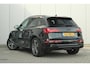 Audi Q5 50 TFSIe 299pk S edition Competition | Panoramadak | Luchtvering | Trekhaak | Adaptive Cruise Stop&Go | Sfeerverlichting | Bang & Olufsen 3D