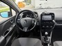 Renault Clio 0.9 TCe Expression 5-Deurs 90 PK. Mooie en zeer fijn rijdende auto !!! Eerste eigenaar !! Alle keuringen toegestaan !