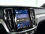 Volvo S60 Recharge T6 AWD Plus Dark | SOH 99% | Parkeercamera | Stoel- en Stuurverwarming | Trekhaak