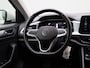 Volkswagen T-Roc 1.5 TSI Life 150 PK| Origineel Nederlands | Dealeronderhouden | Achteruitrijcamera | Climatronic | Parkeersensoren | Apple Carplay | Digitale Cockpit | 16 Inch Velgen