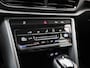 Volkswagen T-Roc 1.5 TSI Life 150 PK| Origineel Nederlands | Dealeronderhouden | Achteruitrijcamera | Climatronic | Parkeersensoren | Apple Carplay | Digitale Cockpit | 16 Inch Velgen