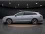 Volkswagen Passat Variant 1.5 eHybrid R-Line | Pano dak | 360 Camera | Elek Achterklep | Stuur-/Stoelverwarming | IQ Light | ACC |