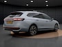 Volkswagen Passat Variant 1.5 eHybrid R-Line | Pano dak | 360 Camera | Elek Achterklep | Stuur-/Stoelverwarming | IQ Light | ACC |