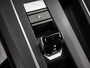 Volkswagen Golf 1.5 eTSI R-Line Business+ | Panoramadak | Stoel/Stuurverwarming | Trekhaak | R-Line In/Exterieur |