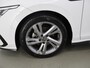 Volkswagen Golf 1.5 eTSI R-Line Business+ | Panoramadak | Stoel/Stuurverwarming | Trekhaak | R-Line In/Exterieur |