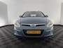 Hyundai i30 CW 1.6i Dynamic *AIRCO | COMFORTSEATS | PDC | RADIO-CD/MP3 | TOWBAR | 15''ALU*