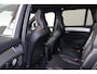 Volvo XC90 T8 Recharge AWD Ultra Dark Exec. Ed. - Luchtvering - Panorama/schuifdak - IntelliSafe Assist & Surround - 360º Camera - Bowers & Wilkins audio - Adaptieve LED koplampen - Verwarmde voorstoelen, stuur & achterbank - Parkeersensoren voor & achter - Elektr. bedienb. voorstoelen met geheugen - Geventileerde voorstoelen - Head up display - Draadloze tel. lader - 22' LMV