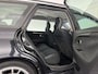 Volvo V40 1.8 Europa *LEATHER-FABRIC | HEATED-COMFORTSEATS | AIRCO | CRUISE | TOWBAR | RADIO-CD | 17''ALU*