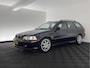 Volvo V40 1.8 Europa *LEATHER-FABRIC | HEATED-COMFORTSEATS | AIRCO | CRUISE | TOWBAR | RADIO-CD | 17''ALU*