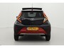 Toyota Aygo X 1.0 VVT-i S-CVT Envy | Elektrisch vouwdak | Apple Carplay / Android Auto | Stoelverwarming | Keyless | LED | Parkeersensoren voor/achter | Camera | Adaptive Cruise | Clima | 18 inch