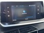 Peugeot 2008 1.2 PureTech Allure | Afneembare Trekhaak | Carplay | Cruise Control | Navigatie | Parkeersensoren | DAB+ |