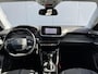 Peugeot 2008 1.2 PureTech Allure | Afneembare Trekhaak | Carplay | Cruise Control | Navigatie | Parkeersensoren | DAB+ |