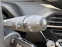 Peugeot 2008 1.2 PureTech Allure | Afneembare Trekhaak | Carplay | Cruise Control | Navigatie | Parkeersensoren | DAB+ |