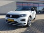 Volkswagen T-Roc 1.5 TSI 150pk 7-DSG Sport Business R met 4 Nieuwe 4 Seizoenenbanden