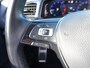 Volkswagen T-Roc 1.5 TSI 150pk 7-DSG Sport Business R met 4 Nieuwe 4 Seizoenenbanden