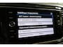Volkswagen T-Roc 1.5 TSI 150pk R-Line / Sport Business R | LED | Elek. klep | Camera | Trekhaak | 100% (Dealer) onderhouden label