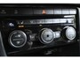 Volkswagen T-Roc 1.5 TSI 150pk R-Line / Sport Business R | LED | Elek. klep | Camera | Trekhaak | 100% (Dealer) onderhouden label