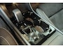 Volvo XC40 B4 Plus Dark | Trekhaak | Panoramadak | Verwarmbare voorstoelen, voorruit en stuurwiel | Premium audio by Harman Kardon | Apple carplay/Android auto | Keyless |