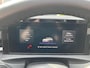 Volkswagen T-Roc 1.5 eTsi R-Line First Edition Black Style /Hu Display /ElekTrekhaak / Panoramadak / Harmon Kardon / subwoofer / Matrix Led Verlichting / Stuur en stoel verwarming / 360 Camera /