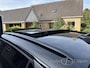 Volkswagen T-Roc 1.5 eTsi R-Line First Edition Black Style /Hu Display /ElekTrekhaak / Panoramadak / Harmon Kardon / subwoofer / Matrix Led Verlichting / Stuur en stoel verwarming / 360 Camera /