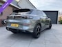 Volkswagen T-Roc 1.5 eTsi R-Line First Edition Black Style /Hu Display /ElekTrekhaak / Panoramadak / Harmon Kardon / subwoofer / Matrix Led Verlichting / Stuur en stoel verwarming / 360 Camera /