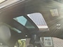 Volkswagen T-Roc 1.5 eTsi R-Line First Edition Black Style /Hu Display /ElekTrekhaak / Panoramadak / Harmon Kardon / subwoofer / Matrix Led Verlichting / Stuur en stoel verwarming / 360 Camera /