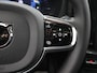 Volvo XC60 2.0 T8 Plug-in hybrid AWD Ultra Black Edition | Panoramadak | HUD | Harman/Kardon Audio | Ele. verstalbare Comfortstoelen + Geheugen | Stoel/Stuurverwarming | Adaptieve Cruise Control | 360 Camera | Apple CarPlay/Android Auto |