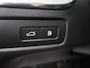 Volvo XC60 2.0 T8 Plug-in hybrid AWD Ultra Black Edition | Panoramadak | Elekt. verstelbare comfortstoelen + Geheugen | Harman/Kardon Audio | 360 Camera | HUD | Apple CarPlay/Android Auto |