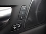 Volvo XC60 2.0 T8 Plug-in hybrid AWD Ultra Black Edition | Panoramadak | Elekt. verstelbare comfortstoelen + Geheugen | Harman/Kardon Audio | 360 Camera | HUD | Apple CarPlay/Android Auto |