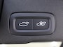 Volvo XC60 2.0 T8 Plug-in hybrid AWD Ultra Black Edition | Panoramadak | Elekt. verstelbare comfortstoelen + Geheugen | Harman/Kardon Audio | 360 Camera | HUD | Apple CarPlay/Android Auto |