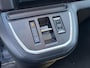 Toyota ProAce Electric LONG EXTRA RANGE DYNAMIC 75KWH 8-PERSOONS ROLSTOELAUTO VERLAAGD-INBOUW-OPRIJPLAAT 2x SCHUIFDEUR